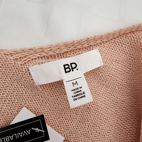 BP V Neck Blush Pink Cropped Women's Cami Sweater  Size M NWT - Picture 3 of 6